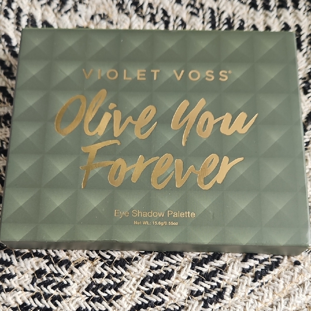 Violet Voss Olive You Forever Palette in Green and Gold
